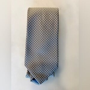 Hart Schaffner Marx 100% Silk Tie Gray Geometric Pattern Made in USA